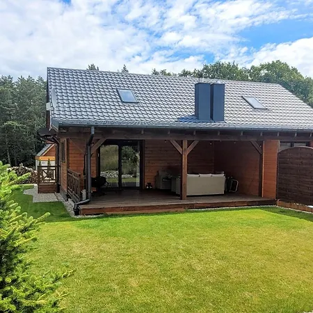 Ferienhaus Dom Caloroczny Pola W Sierakowie Sierakow (Greater Poland)