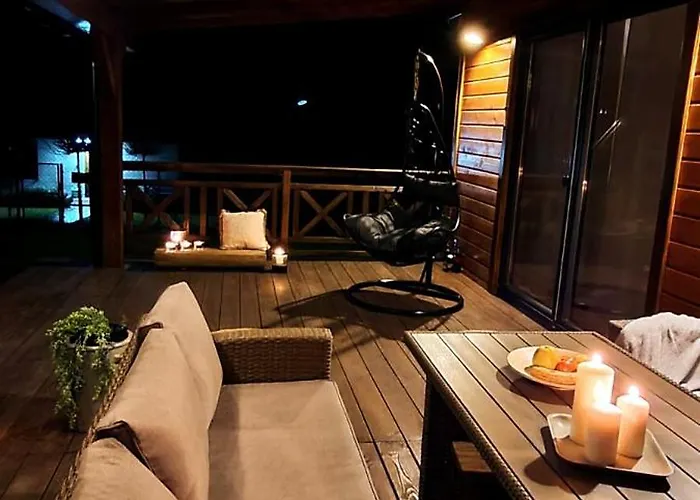 Dom Caloroczny Pola W Sierakowie Ferienhaus