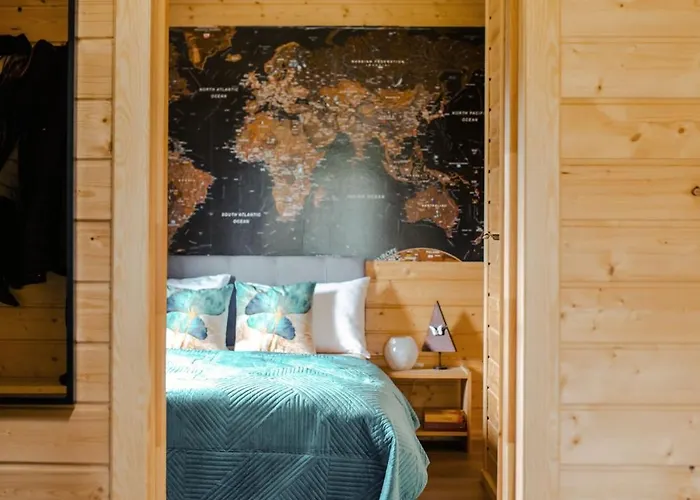 Ferienhaus Dom Caloroczny Pola W Sierakowie *