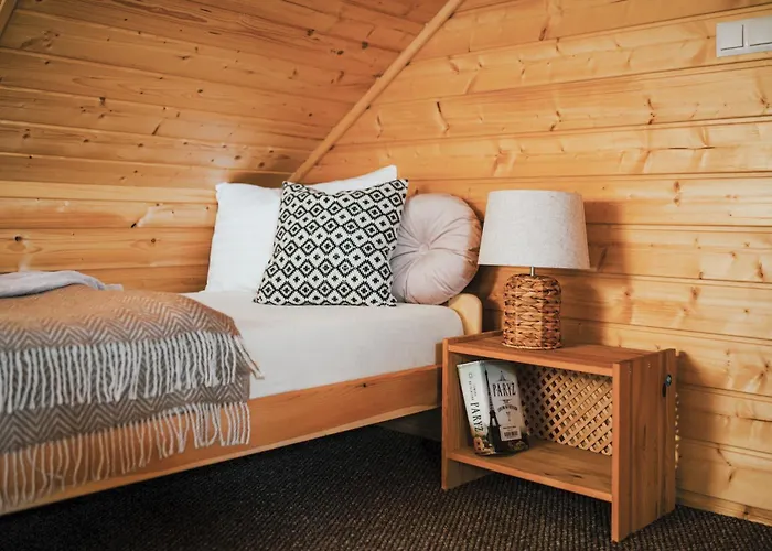 Ferienhaus Dom Caloroczny Pola W Sierakowie *