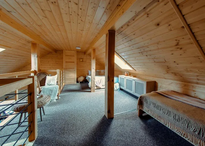 Dom Caloroczny Pola W Sierakowie *